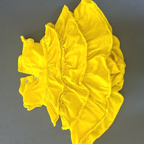 Dress.  Lot#7 - Picture 2 of 2